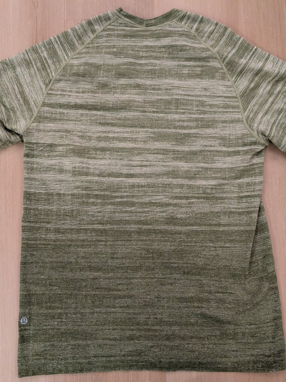 Lululemon Metal Vent Tech T-Shirt Heather Green Workout Running Athletic Sz M - Picture 5 of 6